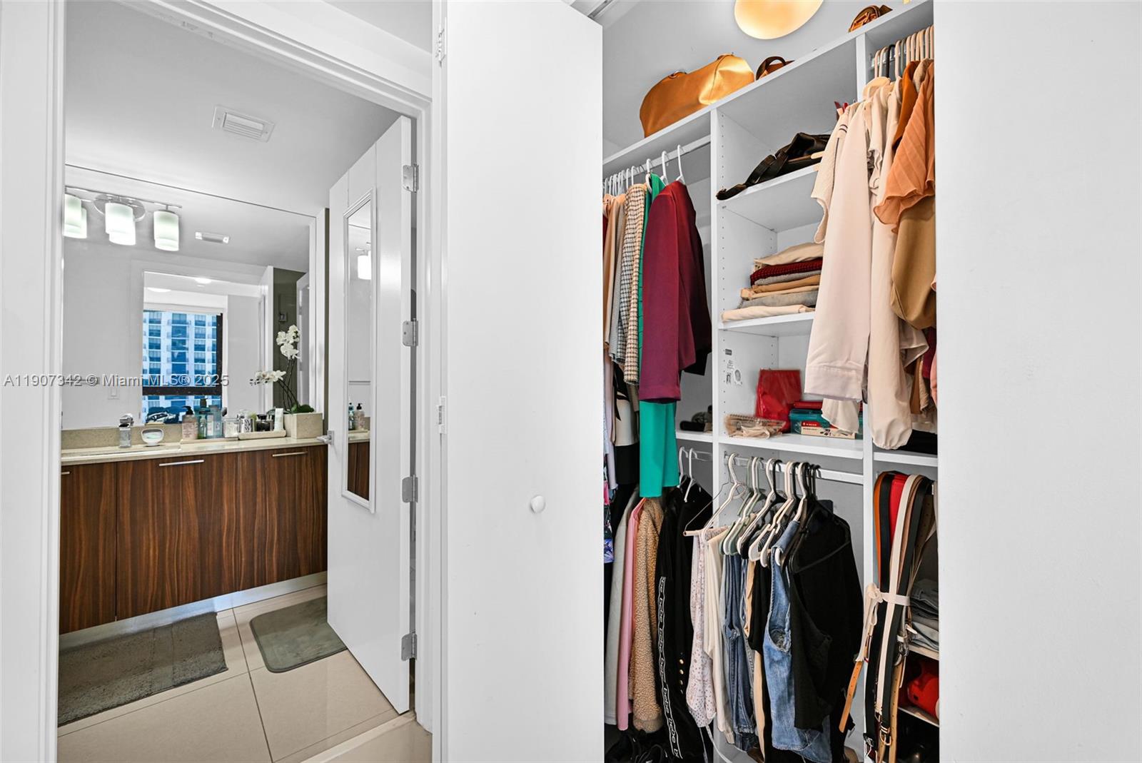 5300 PASEO CONDO - Residential