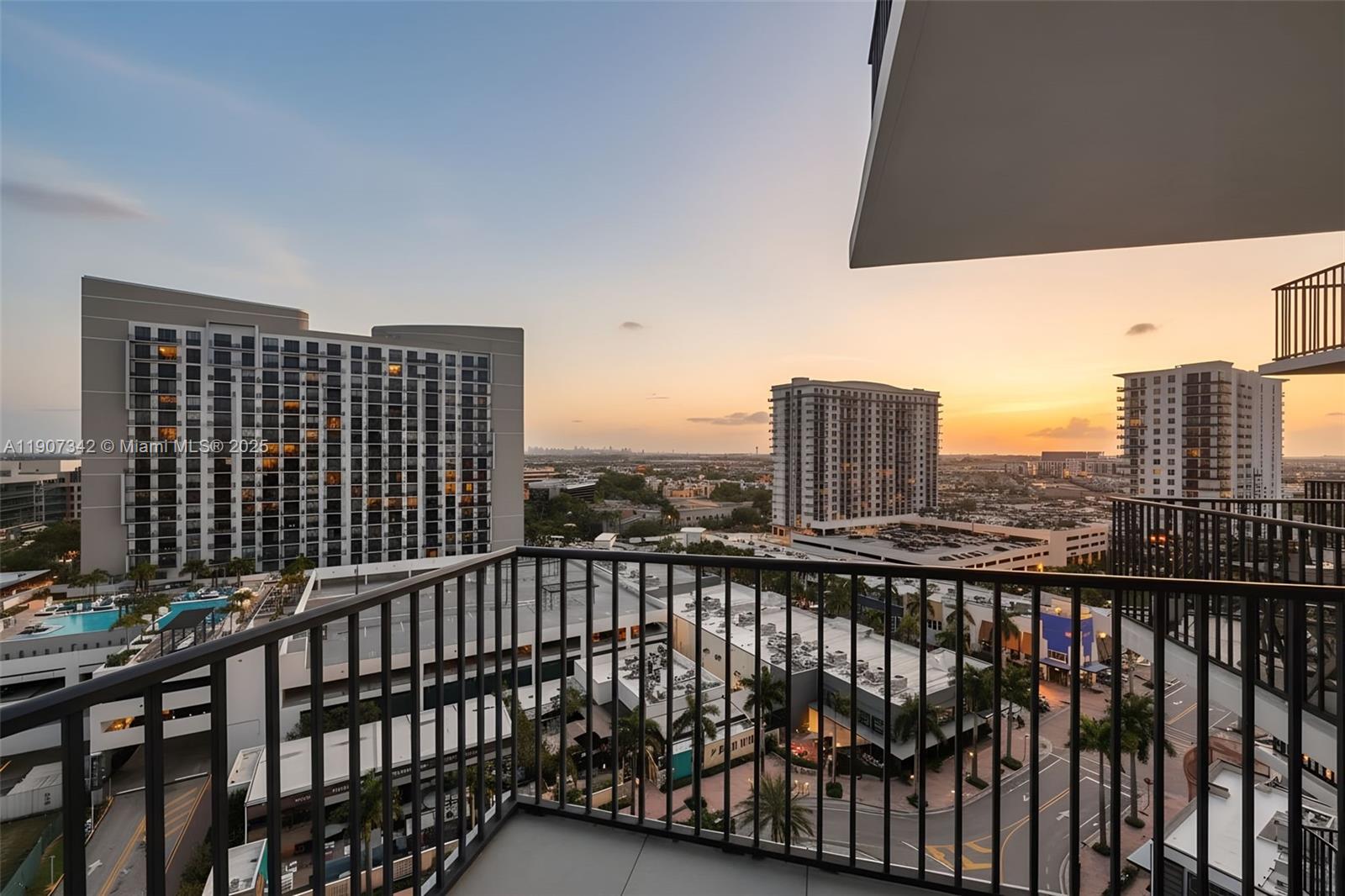 5300 PASEO CONDO - Residential