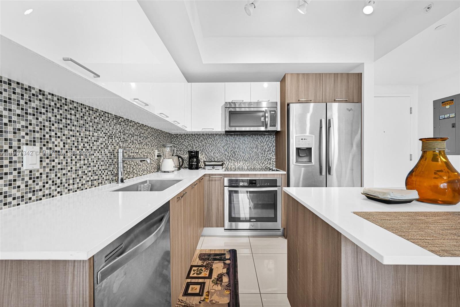 5300 PASEO CONDO - Residential