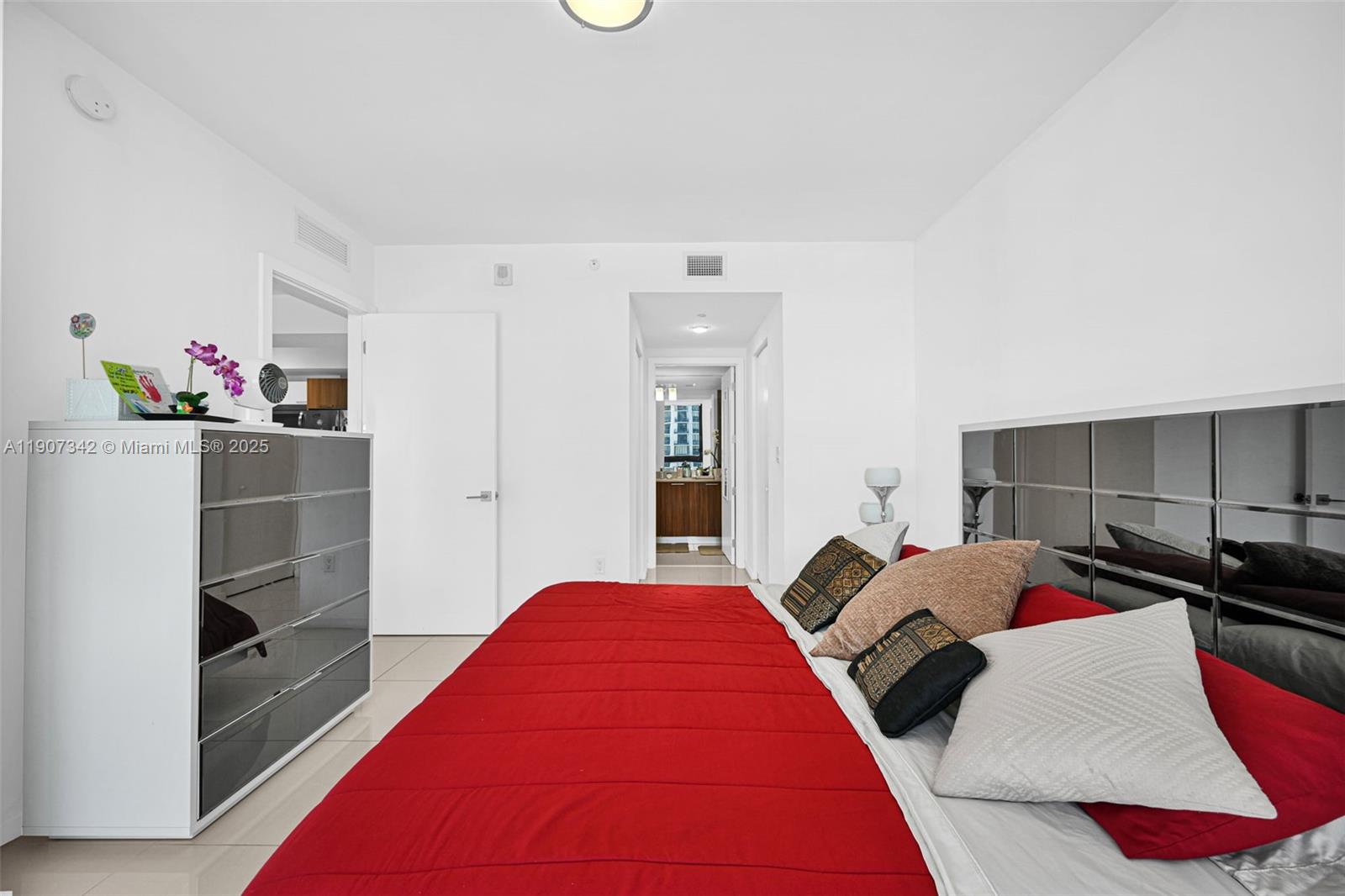 5300 PASEO CONDO - Residential