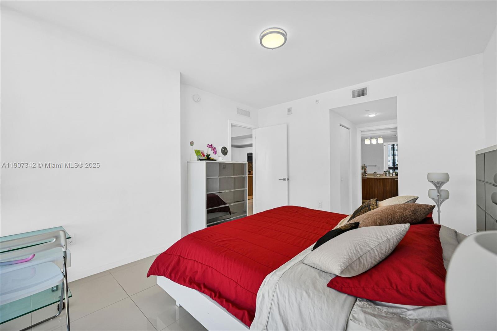 5300 PASEO CONDO - Residential