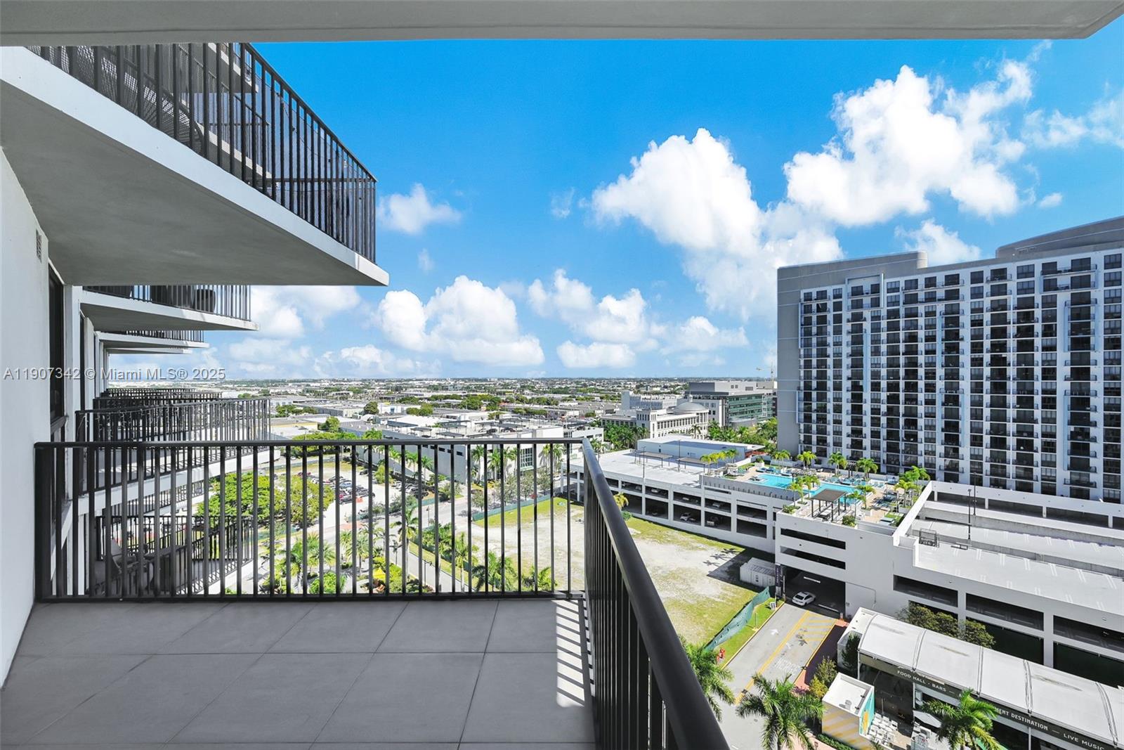 5300 PASEO CONDO - Residential