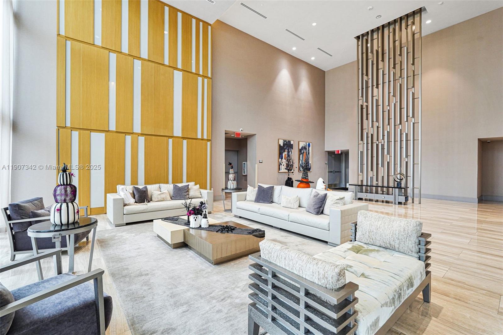 5300 PASEO CONDO - Residential