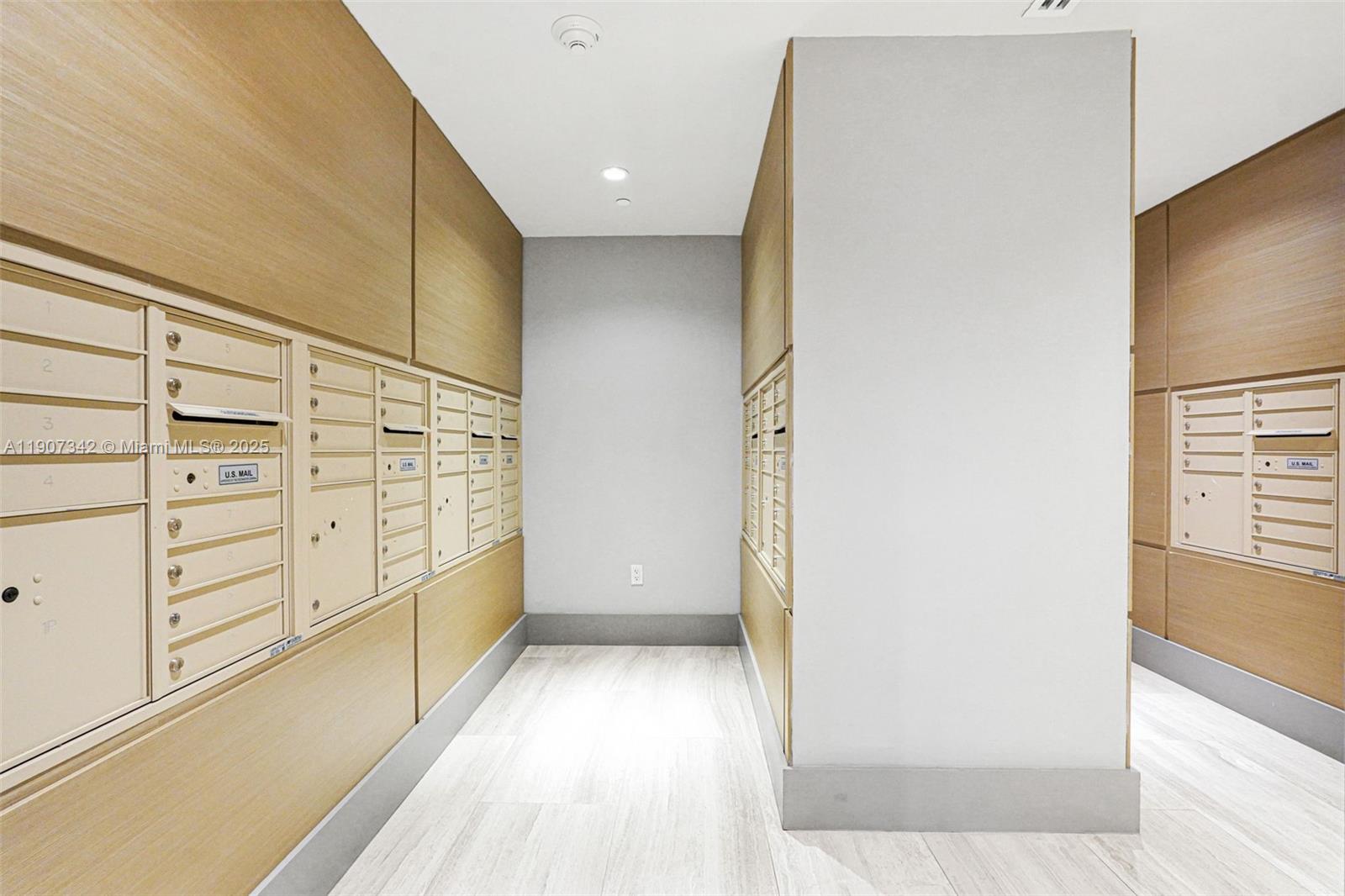 5300 PASEO CONDO - Residential