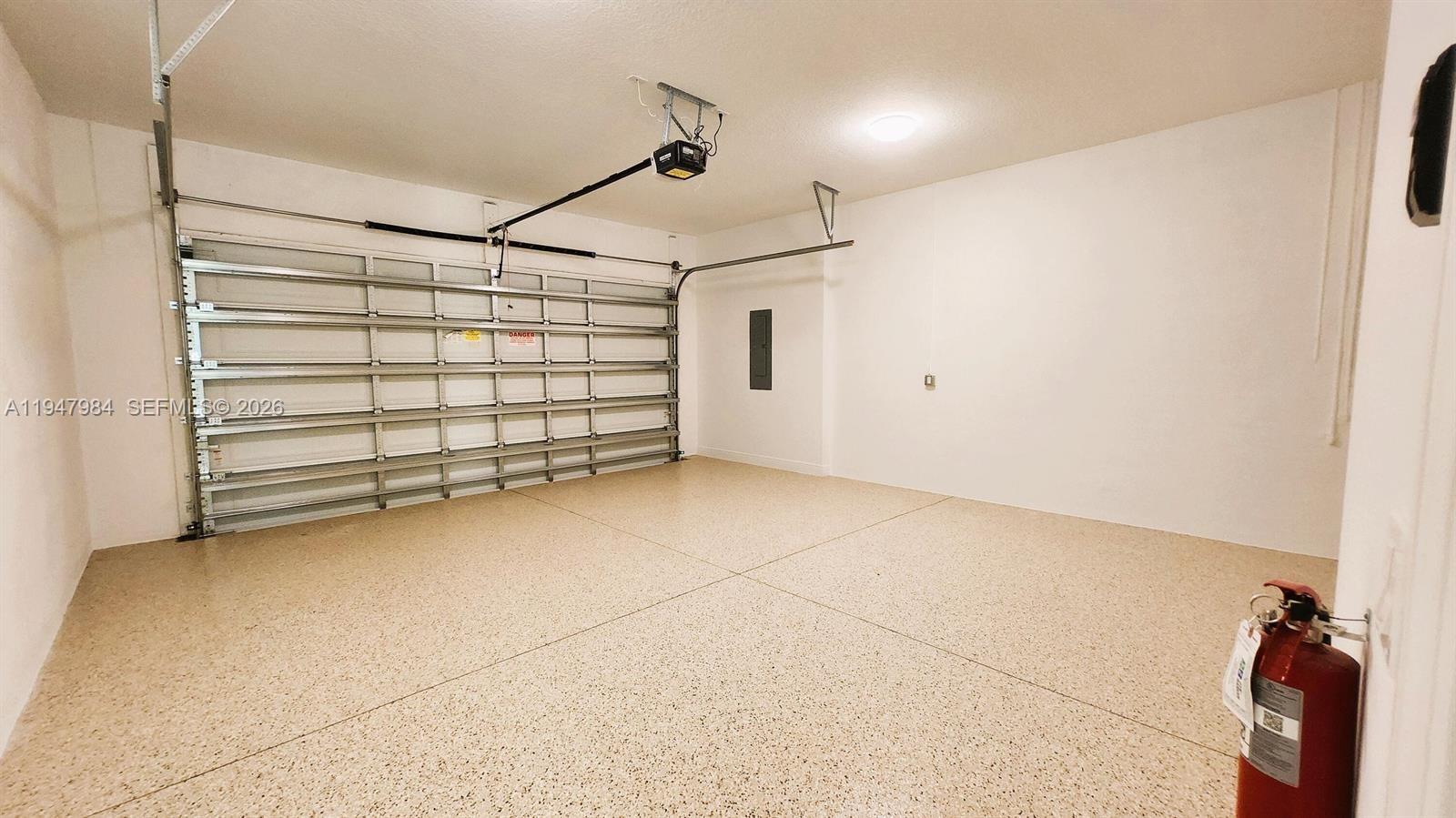 CRESSWIND PALM BEACH - Residential