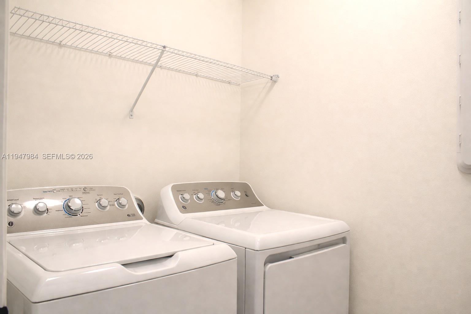 CRESSWIND PALM BEACH - Residential