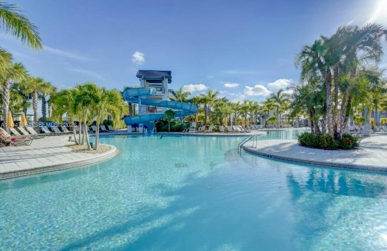 CRESSWIND PALM BEACH - Residential