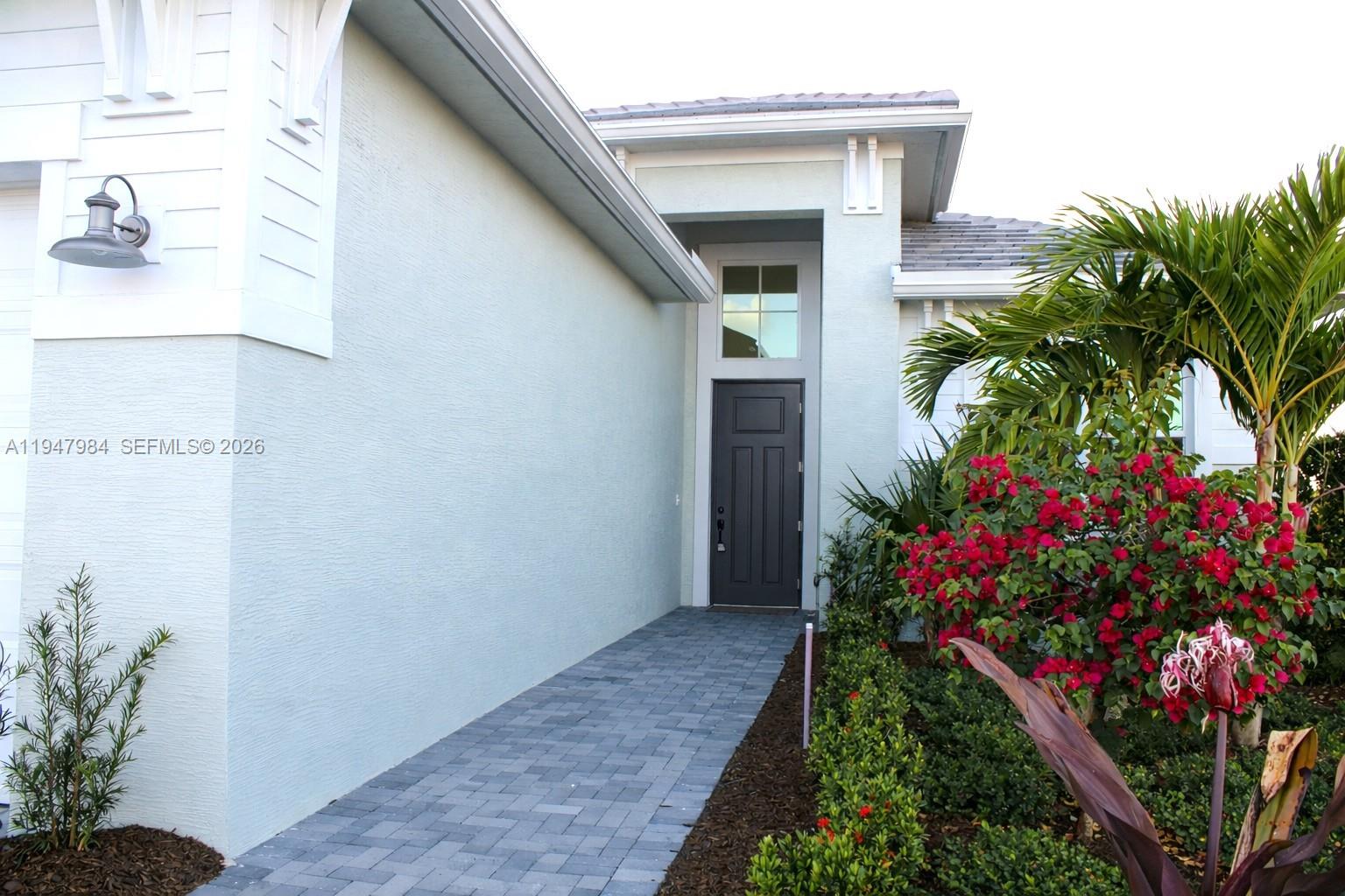 CRESSWIND PALM BEACH - Residential