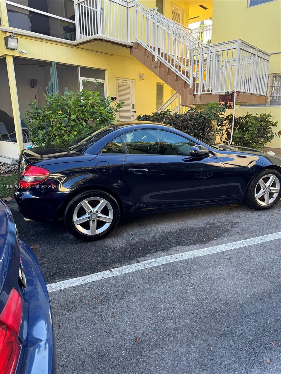 WESTCHESTER ARMS CO-OP - Residential