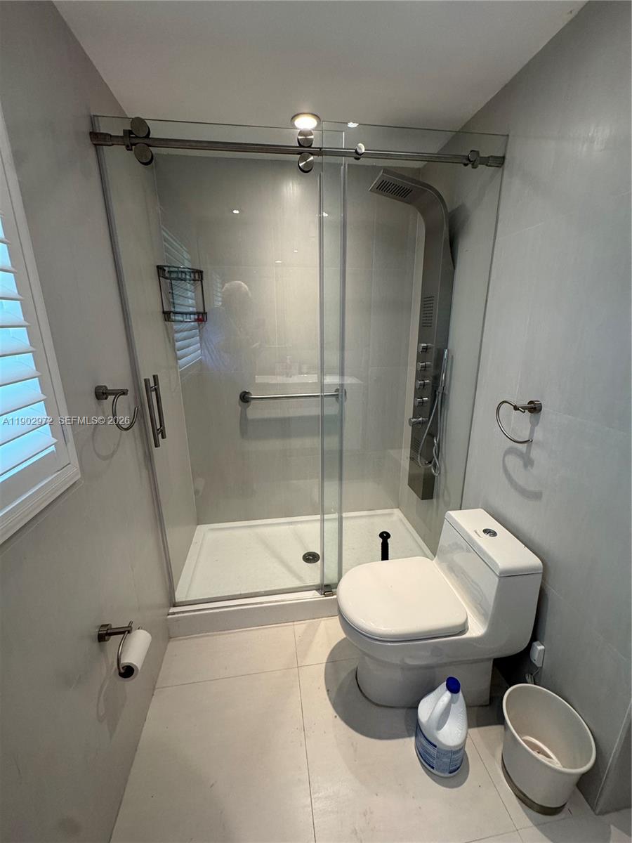 WESTCHESTER ARMS CO-OP - Residential