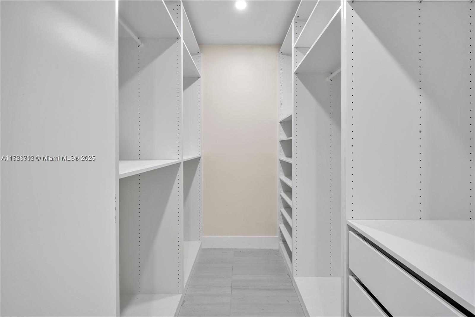 MILLER HEIGHTS SEC 8 - Residential Lease