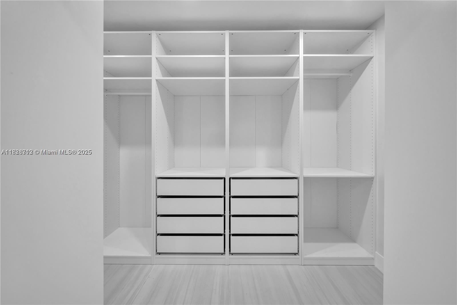 MILLER HEIGHTS SEC 8 - Residential Lease