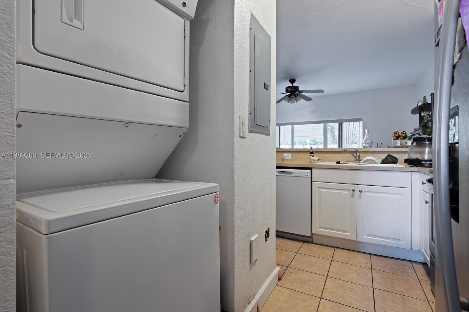 VILLAS AT CARMEL CONDO NO - Residential