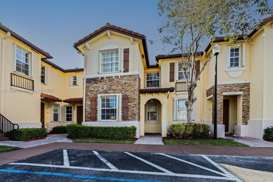 Spacious two-story townhouse offering a bright and inviting layout filled with natural light. This unit features a combination of tile and laminate flooring throughout for easy maintenance and modern appeal. Located in a desirable community with excellent amenities including a clubhouse, pool, gym, and play area for residents to enjoy. Ideal for investors or end users alike, this property offers strong rental potential in a prime location. Conveniently situated near major highways, dining, and shopping, providing easy access to everything you need. A fantastic opportunity you don’t want to miss!