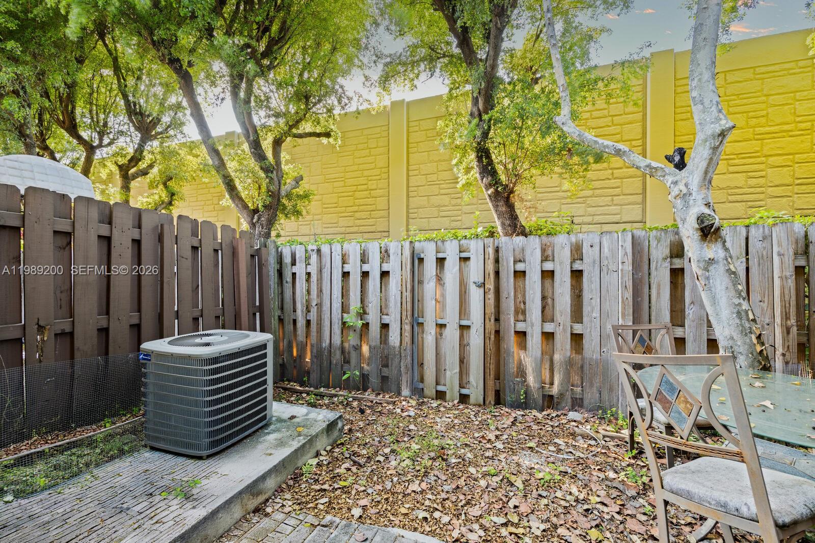 VILLAS AT CARMEL CONDO NO - Residential