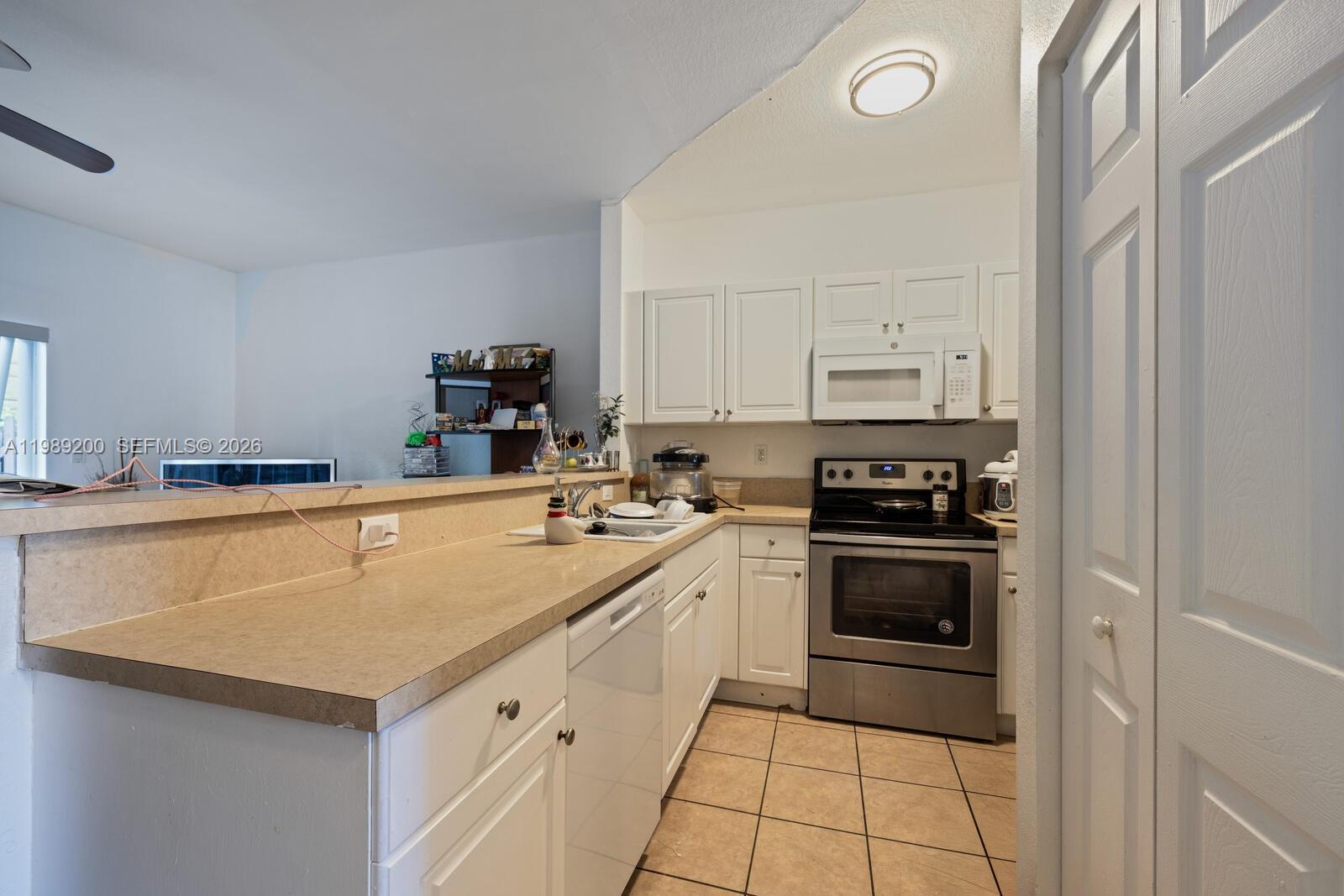 VILLAS AT CARMEL CONDO NO - Residential