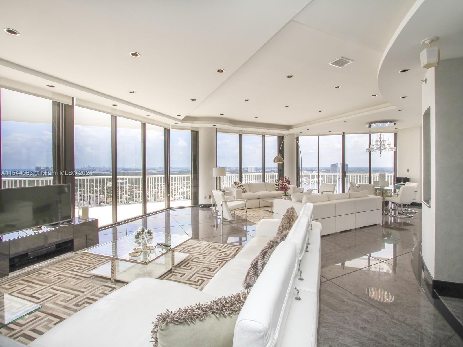 Williams Island 2000 - Residential Lease