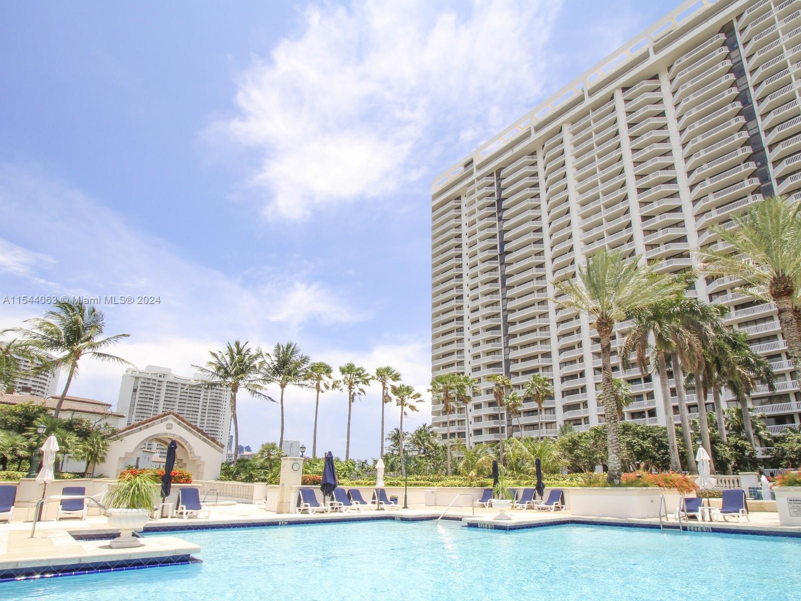 Williams Island 2000 - Residential Lease