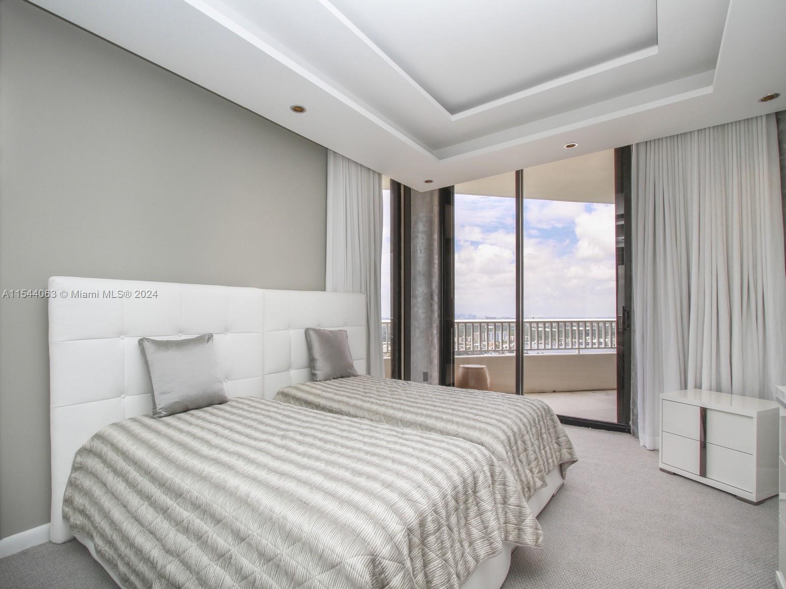 Williams Island 2000 - Residential Lease