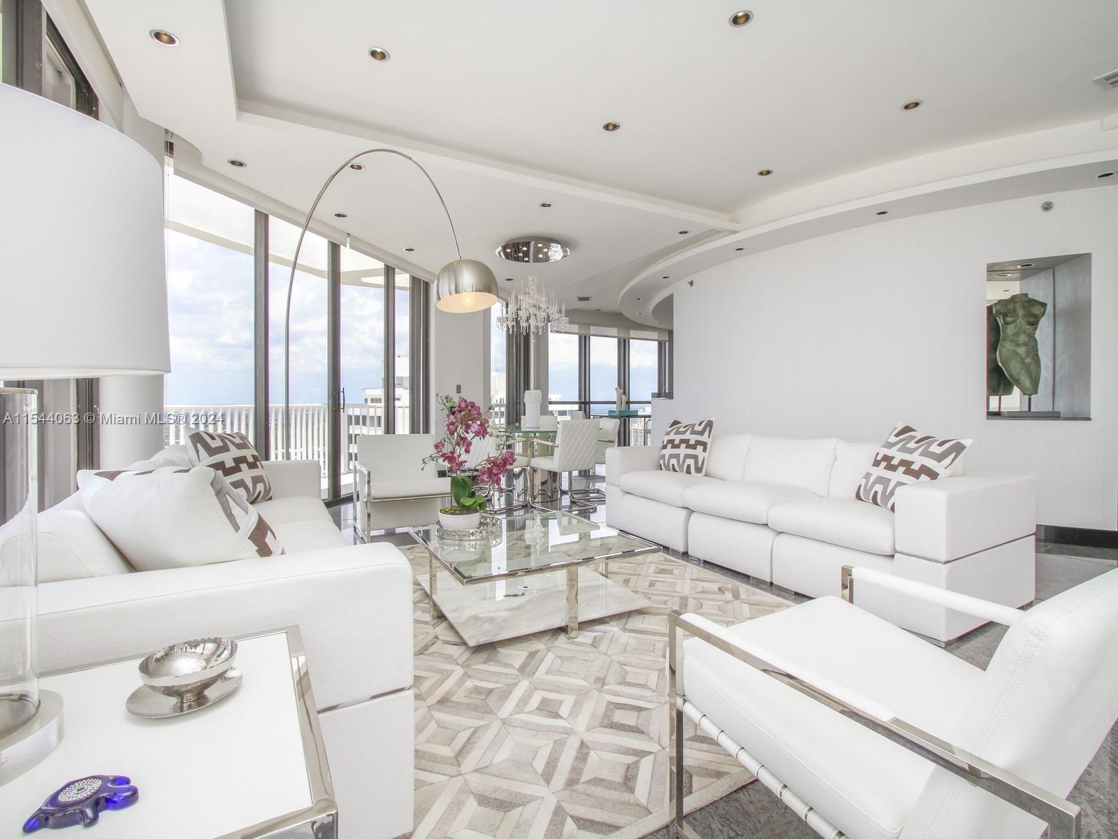 Williams Island 2000 - Residential Lease