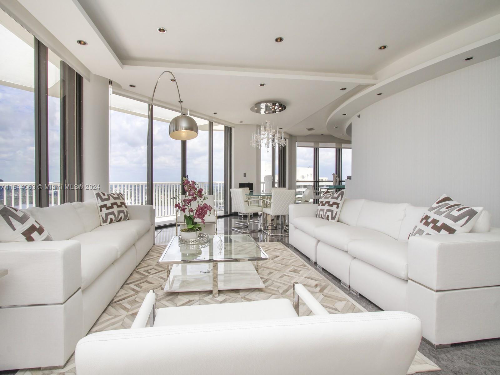 Williams Island 2000 - Residential Lease