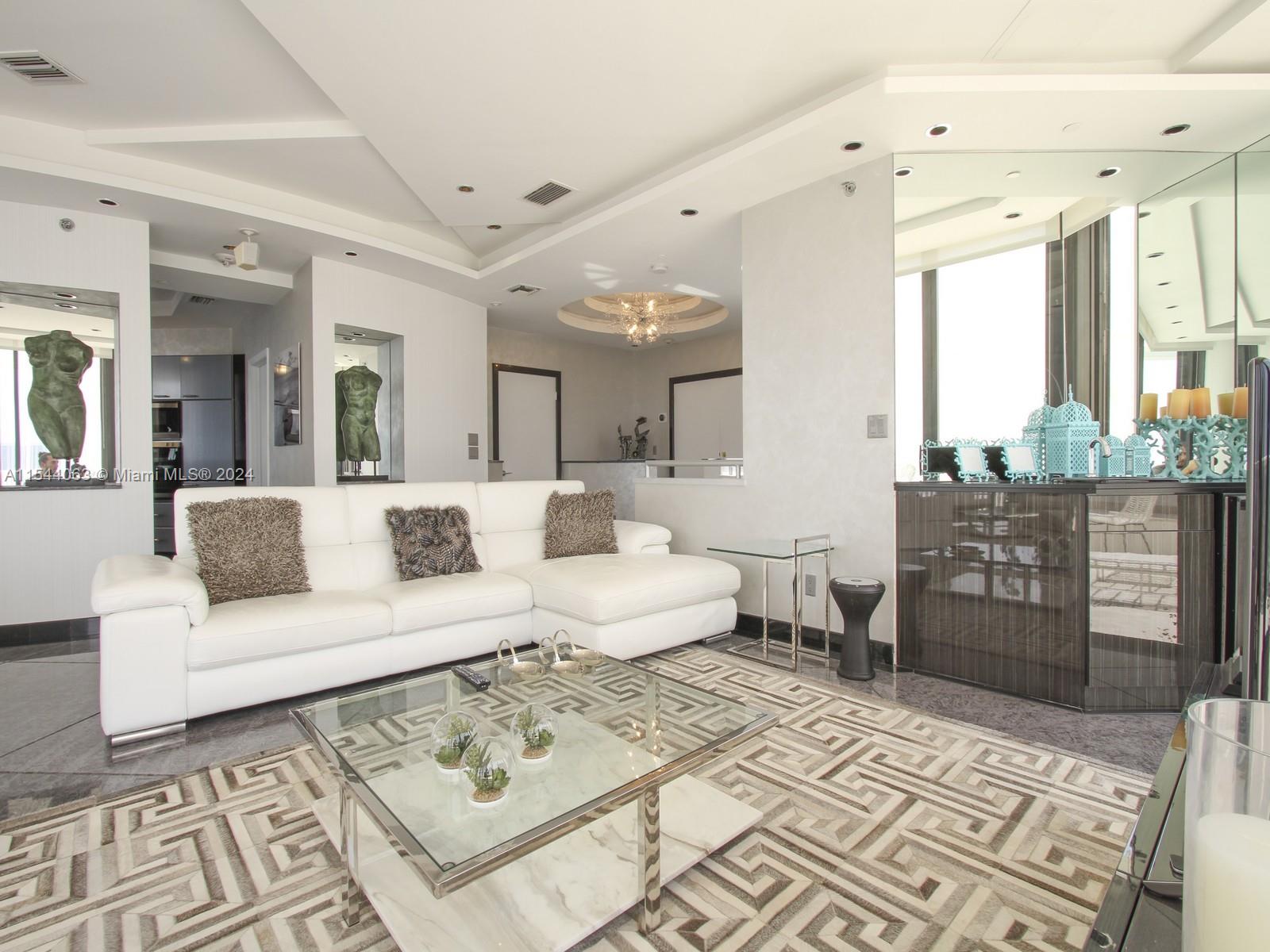 Williams Island 2000 - Residential Lease