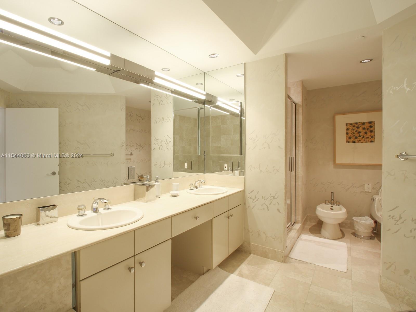 Williams Island 2000 - Residential Lease