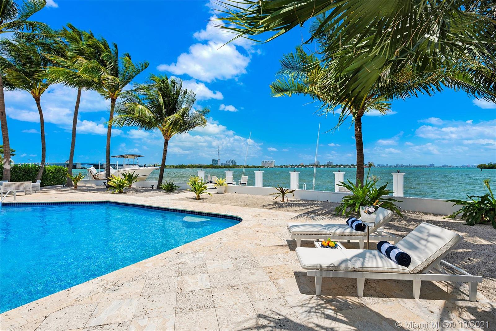 BELLE MEADE ISLAND - Residential