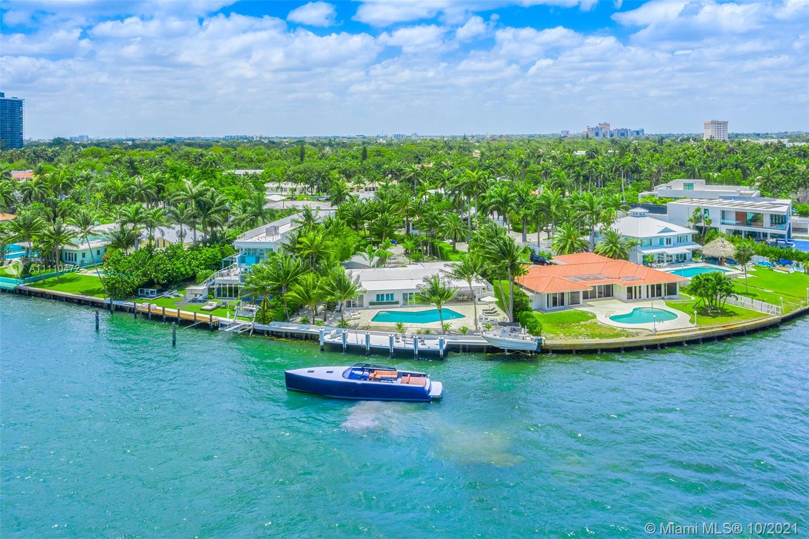 BELLE MEADE ISLAND - Residential