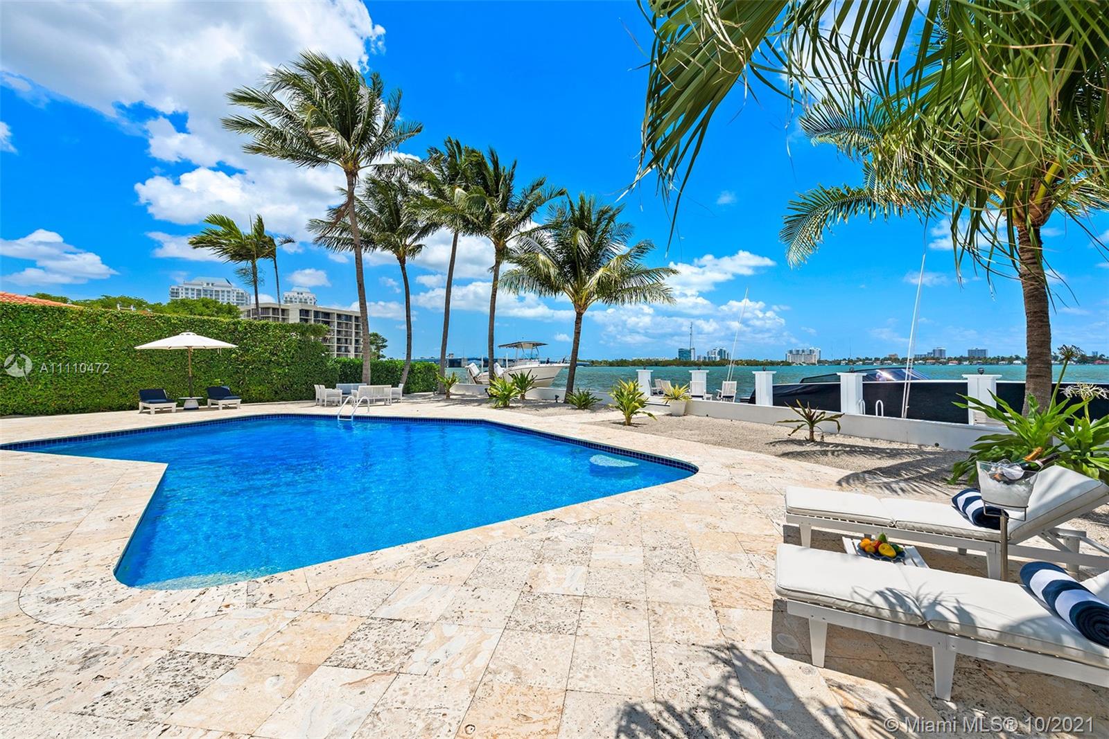 BELLE MEADE ISLAND - Residential