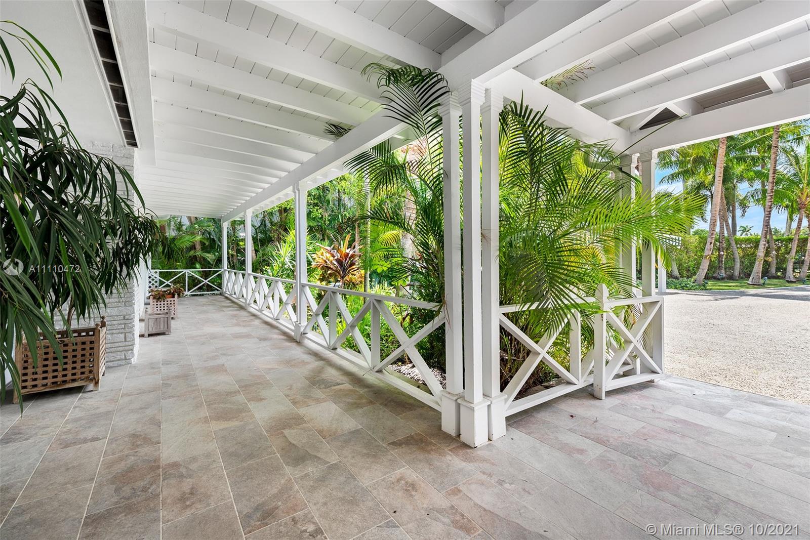 BELLE MEADE ISLAND - Residential