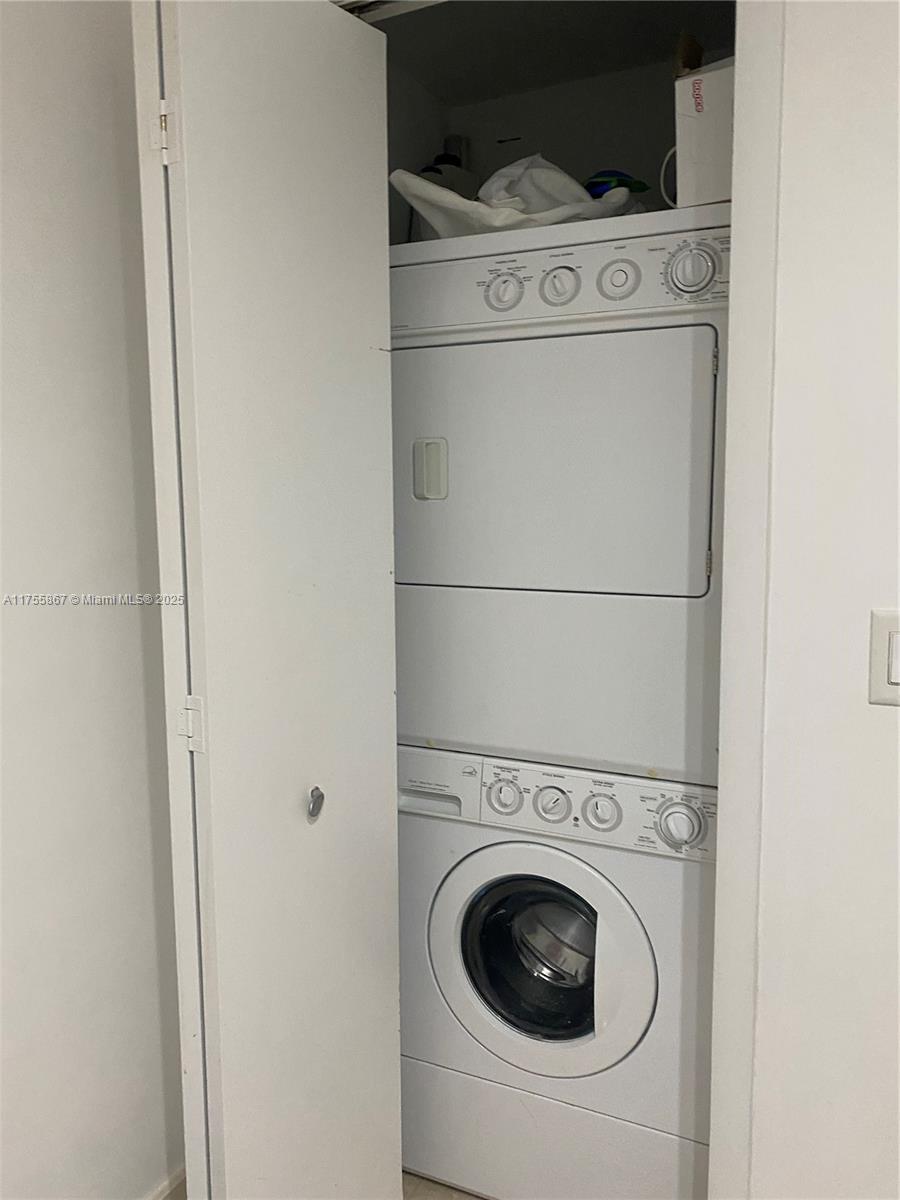 JADE OCEAN CONDO - Residential