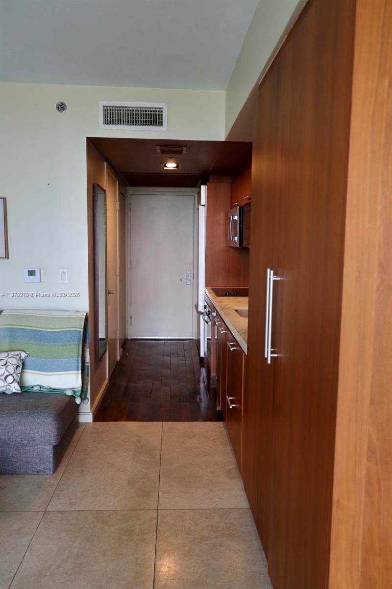 50 BISCAYNE CONDO - Residential