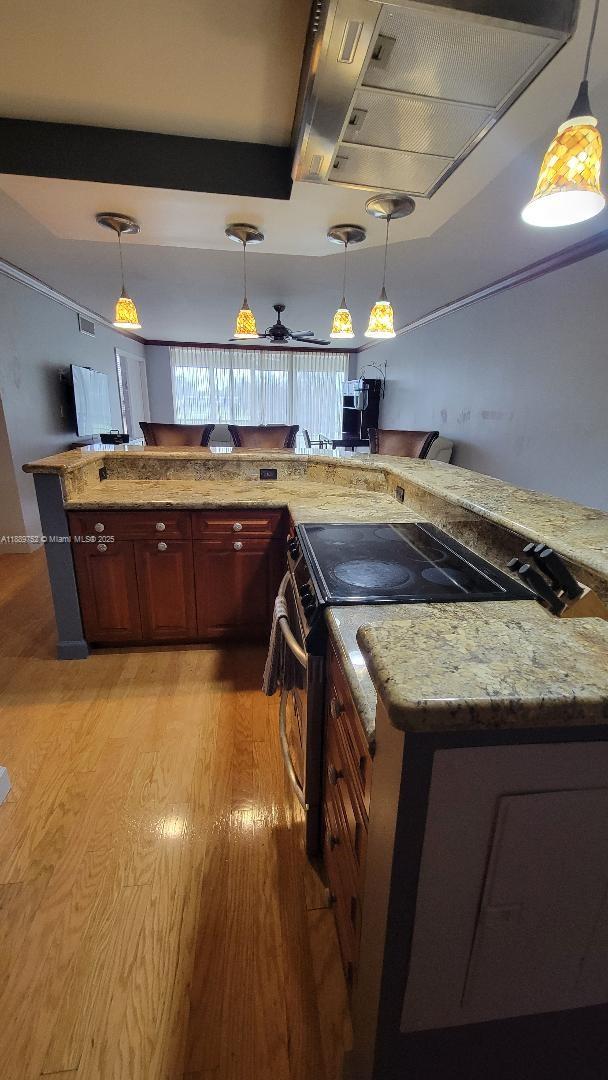 NO 19 PALM-AIRE COUNTRY C - Residential Lease