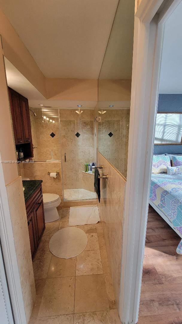 NO 19 PALM-AIRE COUNTRY C - Residential Lease