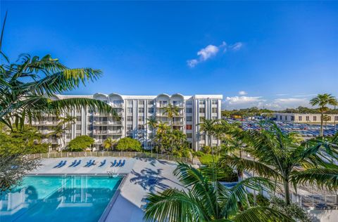 492 NW 165th St Rd C-512 Miami FL 33169