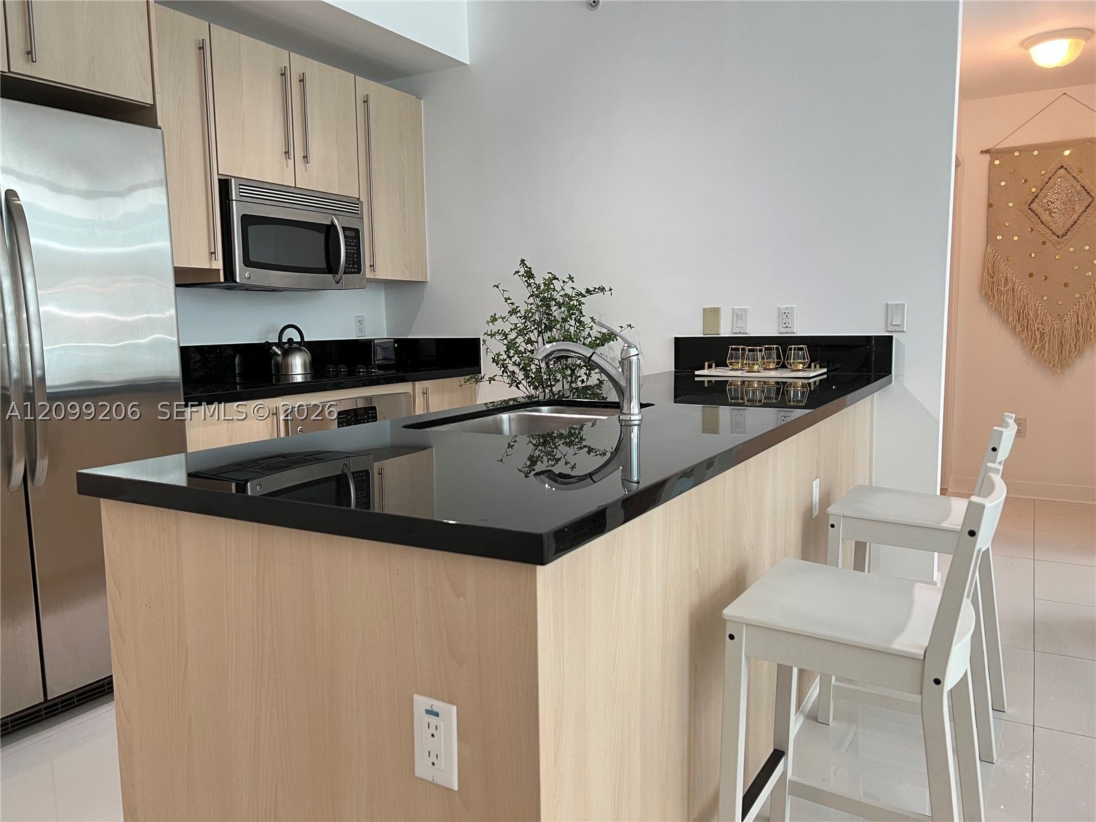 1111 SW 1st Ave 2915-N