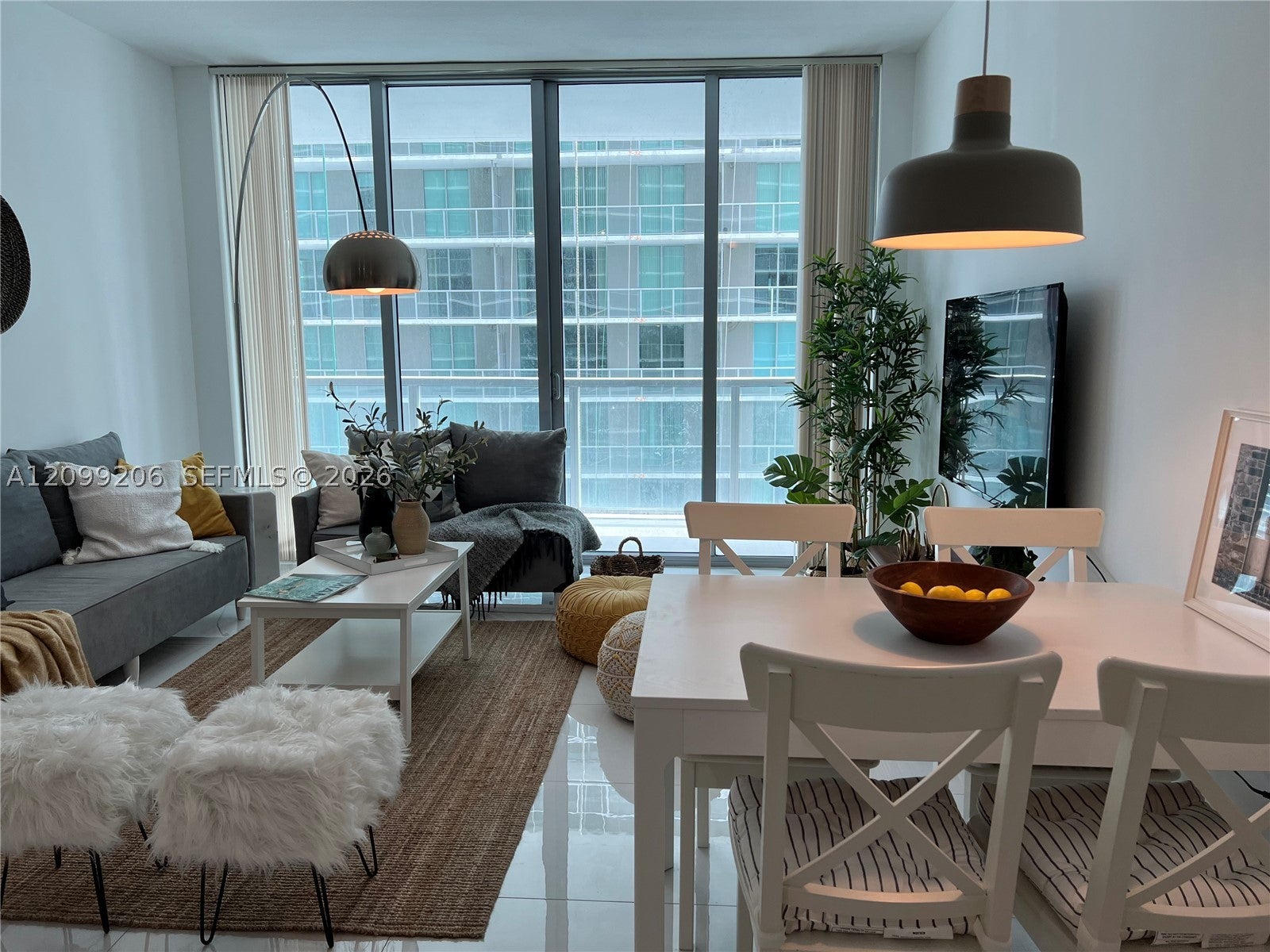 1111 SW 1st Ave 2915-N