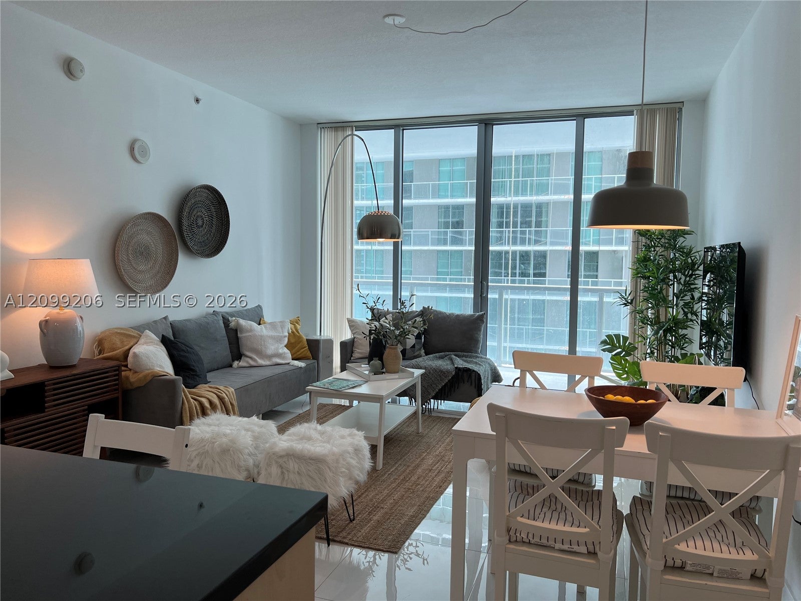 1111 SW 1st Ave 2915-N