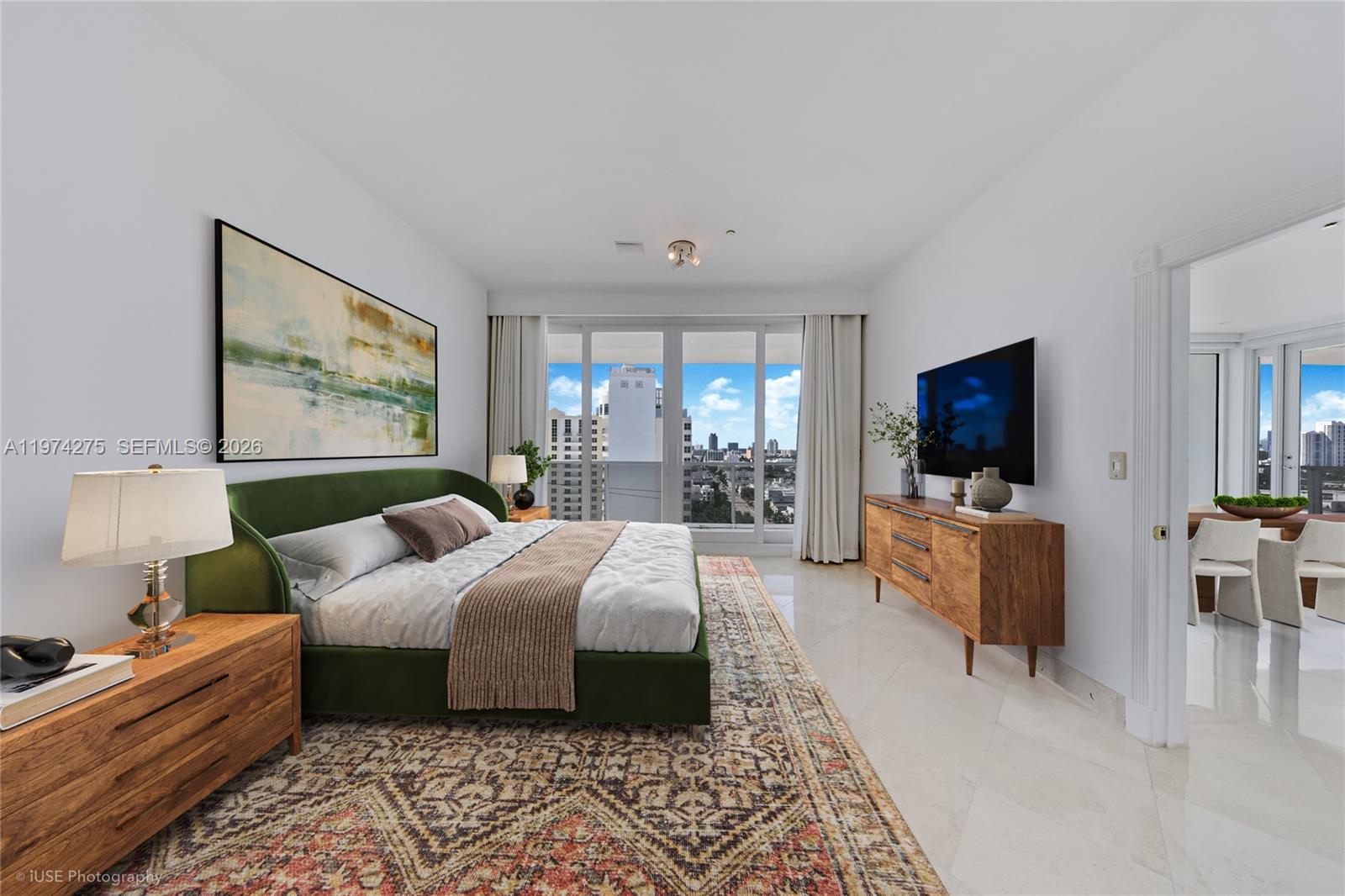 THE DECOPLAGE CONDO - Residential