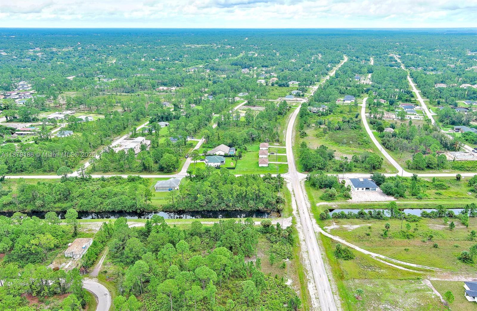 LEHIGH ACRES - Land