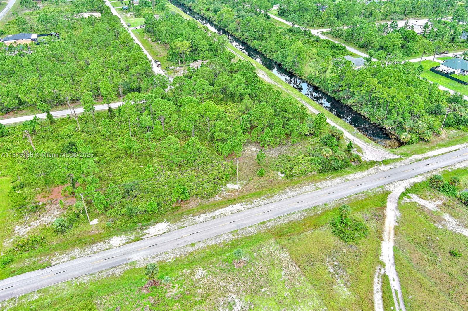 LEHIGH ACRES - Land
