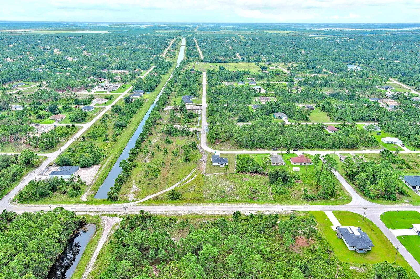 LEHIGH ACRES - Land