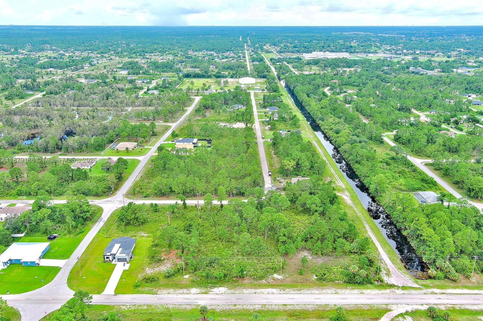 LEHIGH ACRES - Land