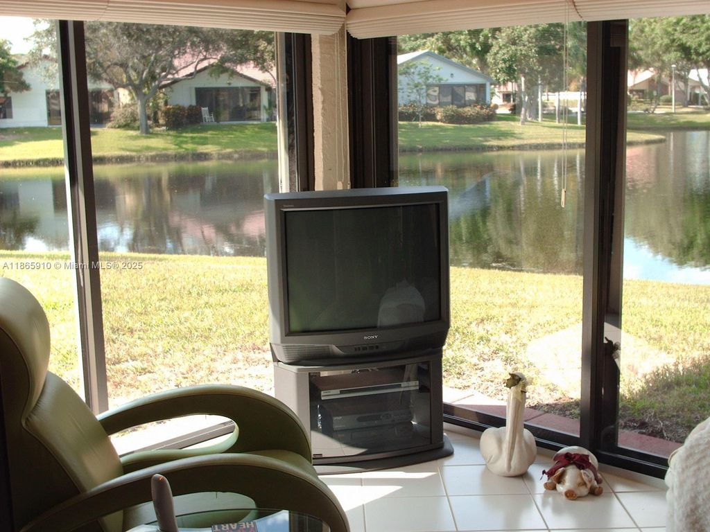 Photo of 10655 Skyflower Way, Boynton Beach, FL 33436 (MLS # A11865910)