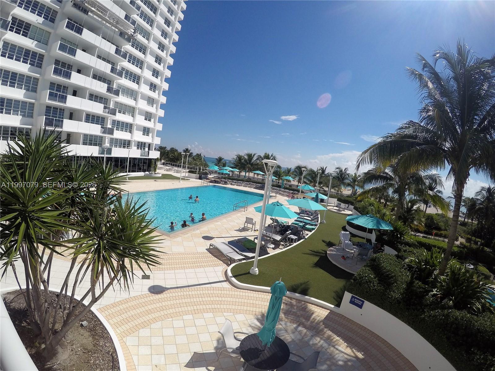 THE DECOPLAGE CONDO - Residential Lease