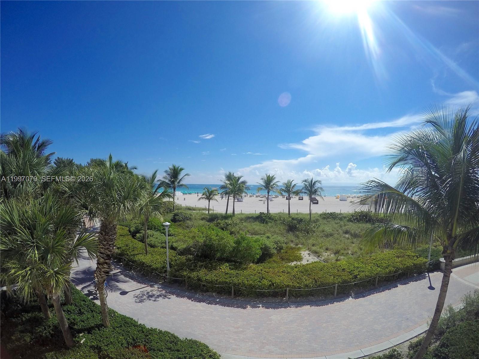 THE DECOPLAGE CONDO - Residential Lease