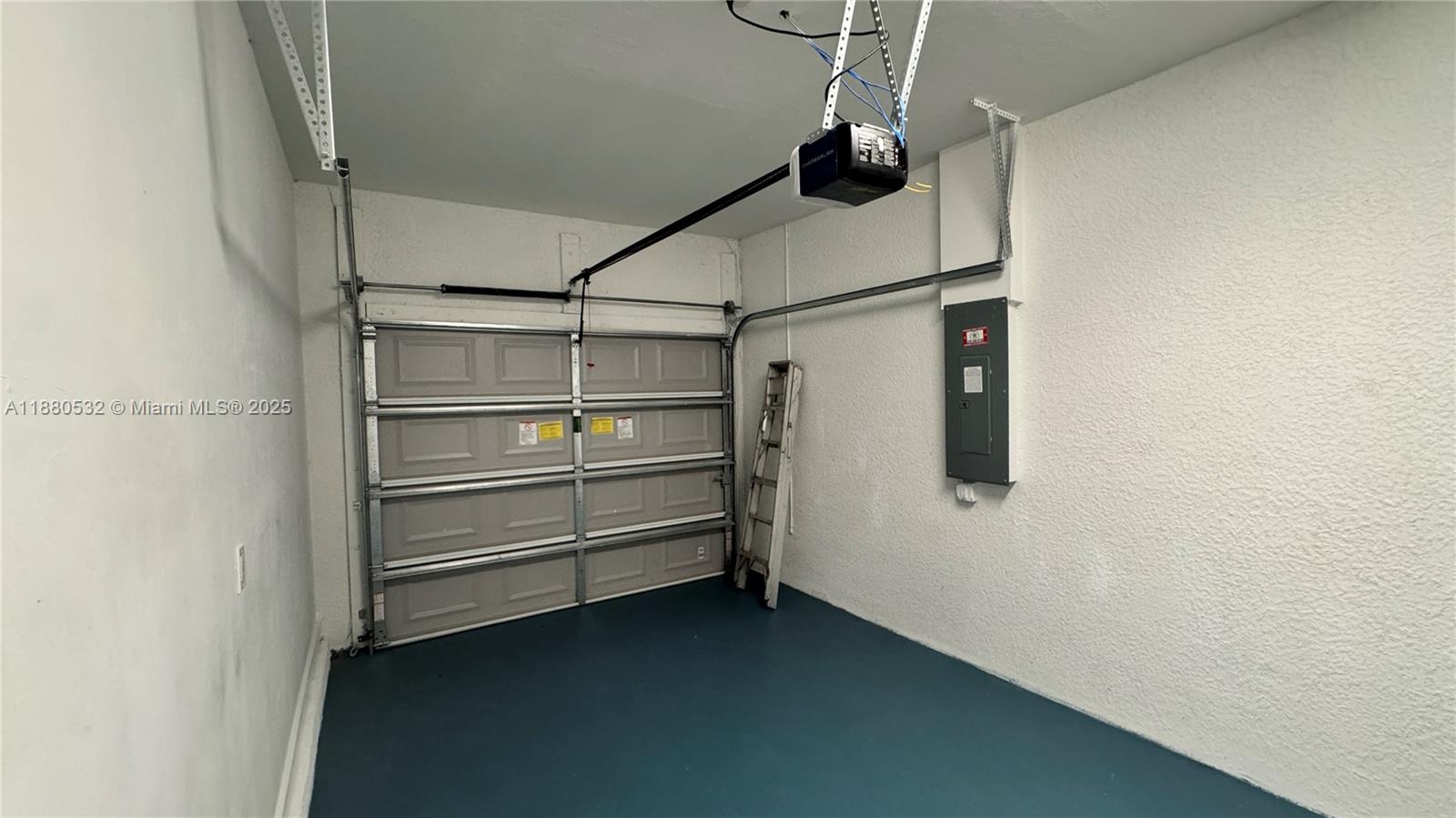 Lehigh Acres - Residential Lease