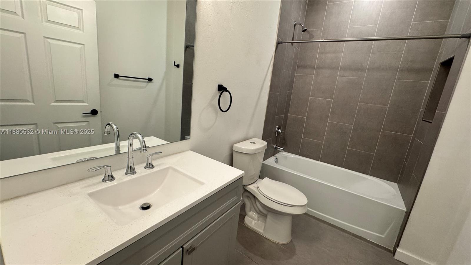 Lehigh Acres - Residential Lease