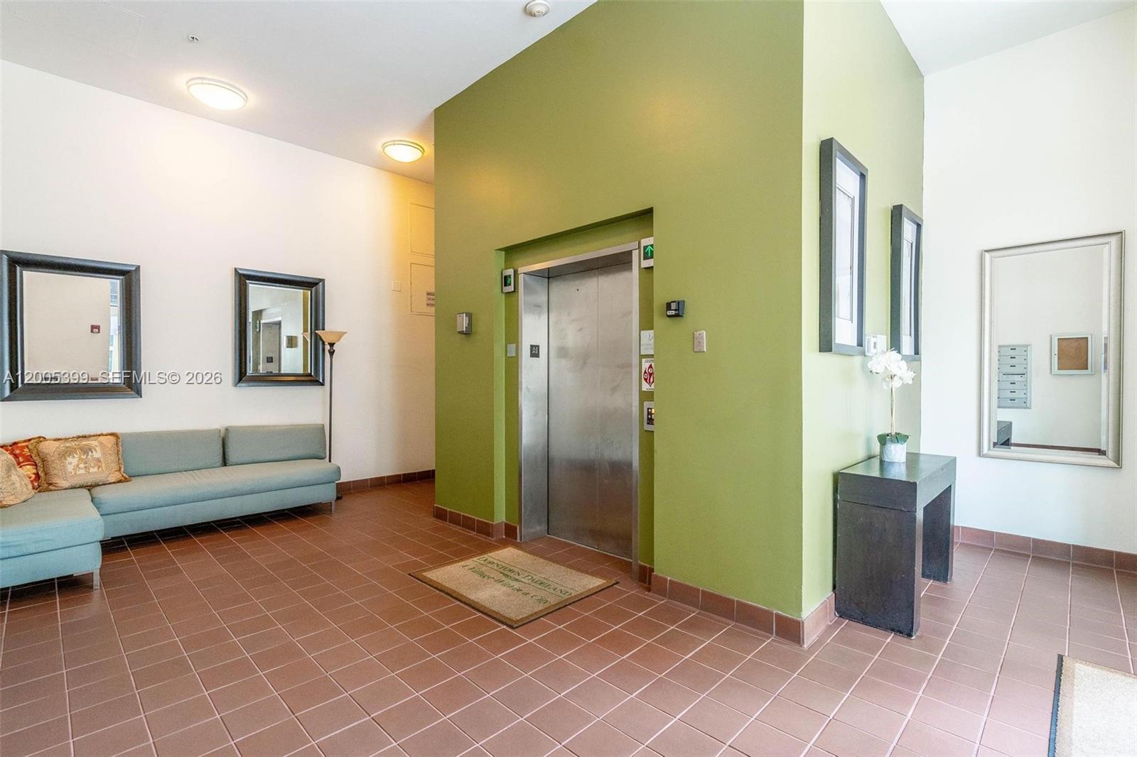 DOWNTOWN DADELAND CONDO N - Residential